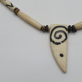 Afrikaanse ketting, been kralen