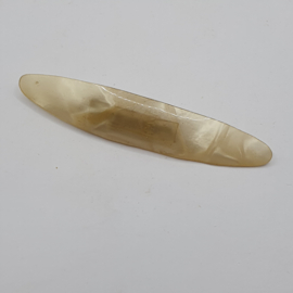 Antieke cellulloid broche