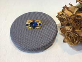 Broche met blauwe kristal VERKOCHT