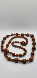 Houten kralenketting VERKOCHT 