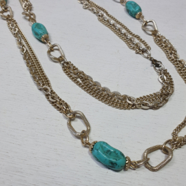 Lange ketting met turquoise kralen