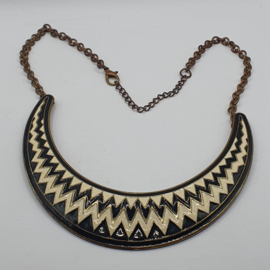 Ketting met geëmailleerde hanger