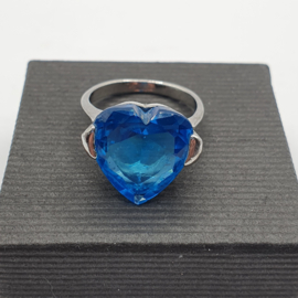 Ring met blauw hart