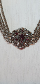 Collier met granaatjes VERKOCHT