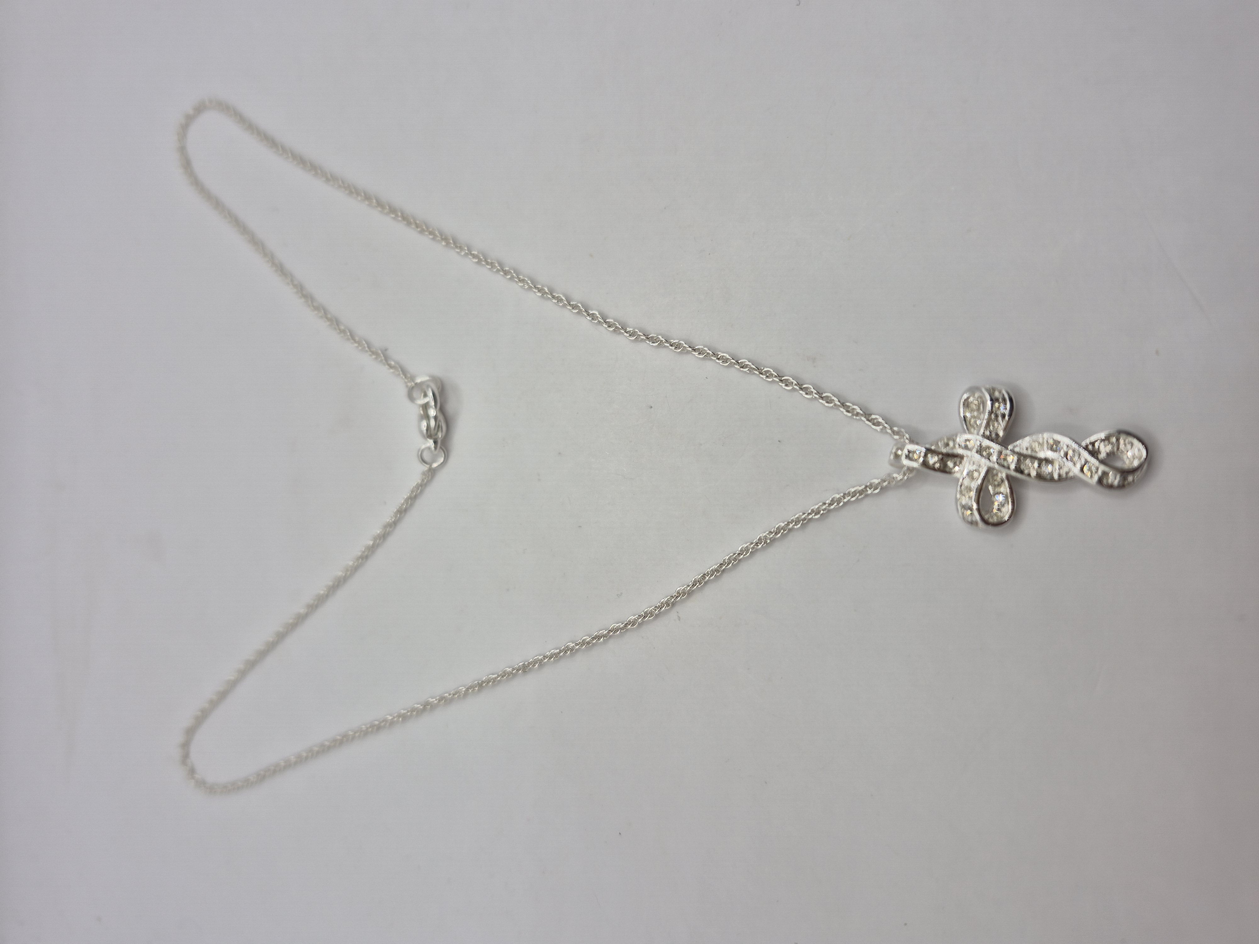 Ketting met kruisje