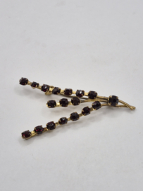 Antieke broche met granaatjes
