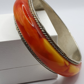 Oranje-gele armband