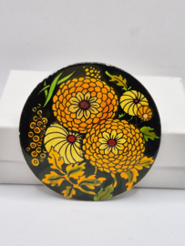 Vintage broche met Dahlia's