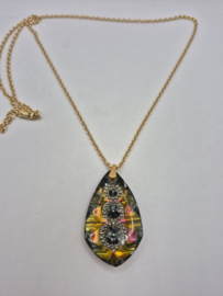 Ketting met iriserende hanger VERKOCHT