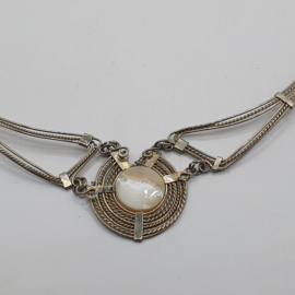 Collier met parelmoer VERKOCHT 