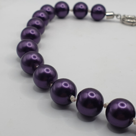 Paarse kralen ketting VERKOCHT