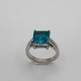 Ring met turquoise steen