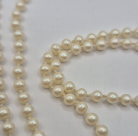 Ketting met kleine pareltjes VERKOCHT