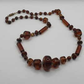 Bruine kralen ketting