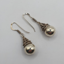 Filigree oorbellen VERKOCHT