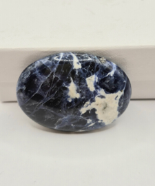 Sodaliet broche