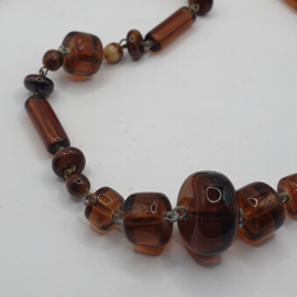 Bruine kralen ketting