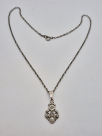 Ketting met hangertje