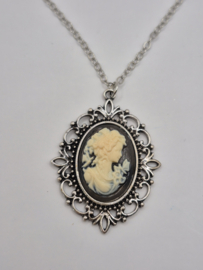 Ketting met 'Camee' hanger