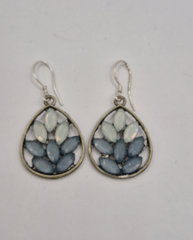 Oorbellen blauwe steentjes
