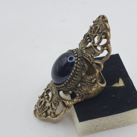 Lange bronzen ring