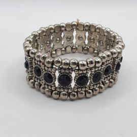 Armband met steentjes