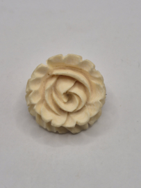 Roos broche
