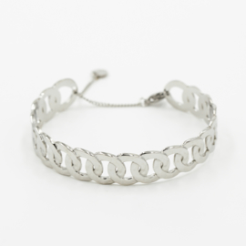 Bangle met dichte groffe schakel patroon zilver