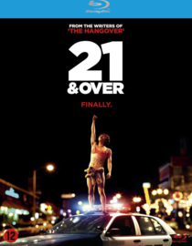 21 and over Ex-rental (blu-ray tweedehands film)