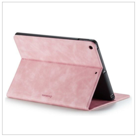 CaseMania Suede SlimTablet Case - Samsung Tab A9+ - Roze