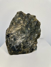 Labradoriet sculptuur Nr 223.