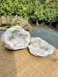 Quartz geode 370 gram, Nr 113