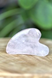 Gua Sha van  rozenkwarts.