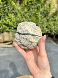 Quartz geode 370 gram, Nr 113