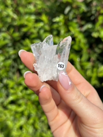Bergkristal cluster. Nr 163