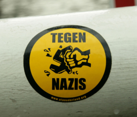Tegen Nazis Sticker