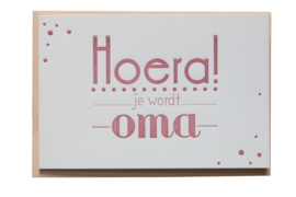 Kaart zwanger | Hoera, je wordt oma! | oudroze