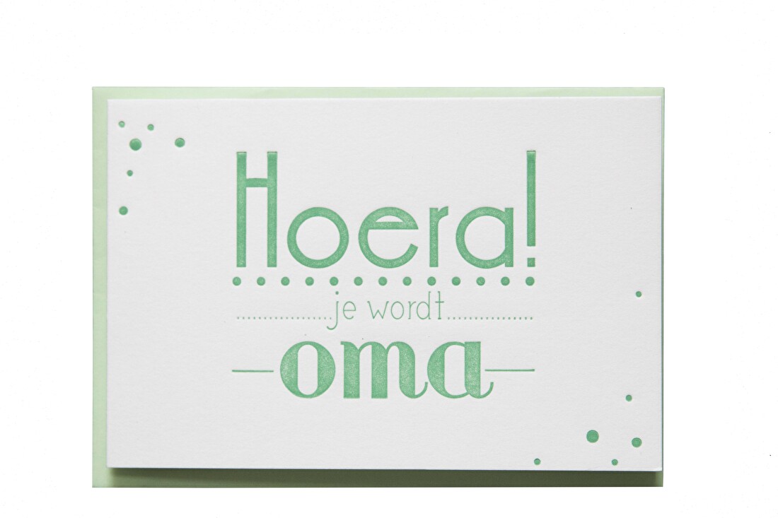 Hoera je wordt oma in grijs als zwangerschapsaankondiging, letterpress goedkoop