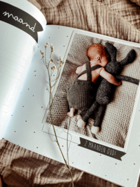 Babyboek || Linnen Earth
