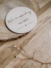 Bekendmaking || We're expecting