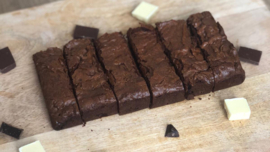 Brownie (met topping) 12 stukjes