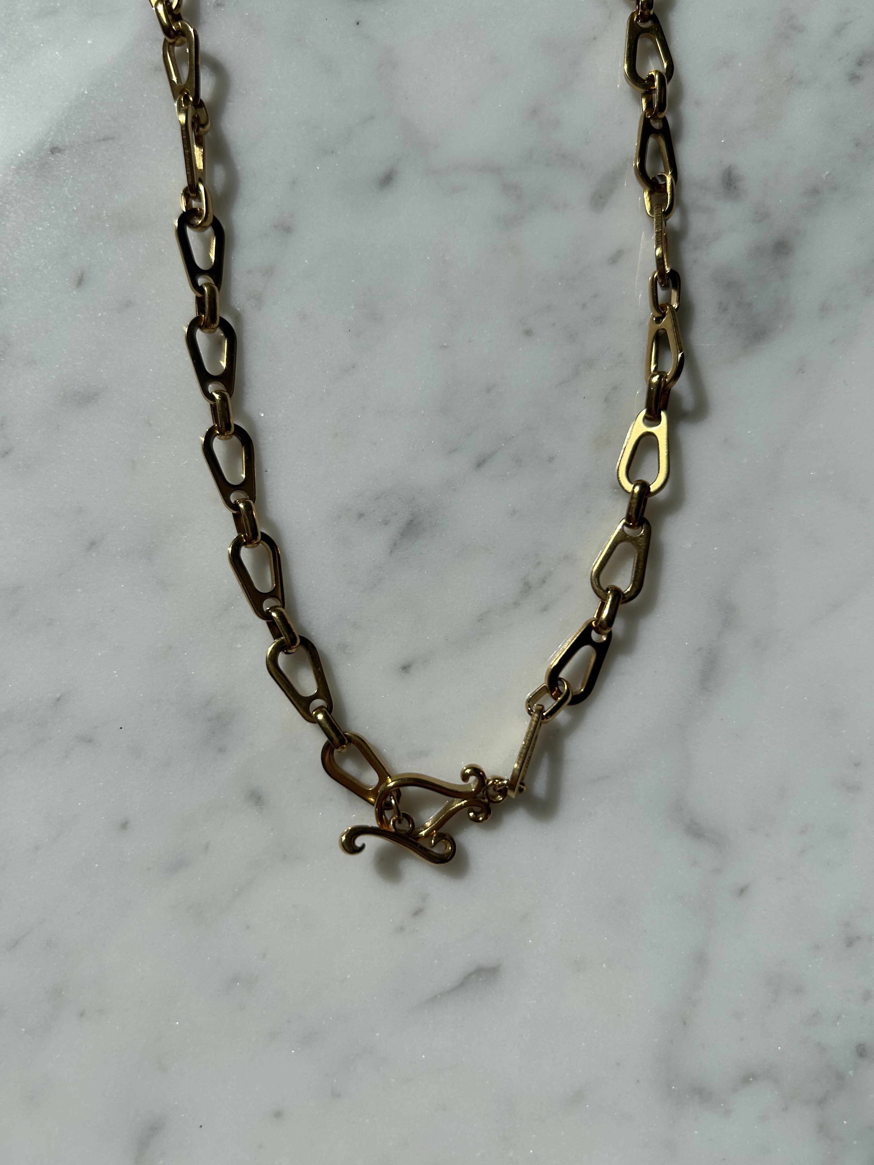 Golden clip chain