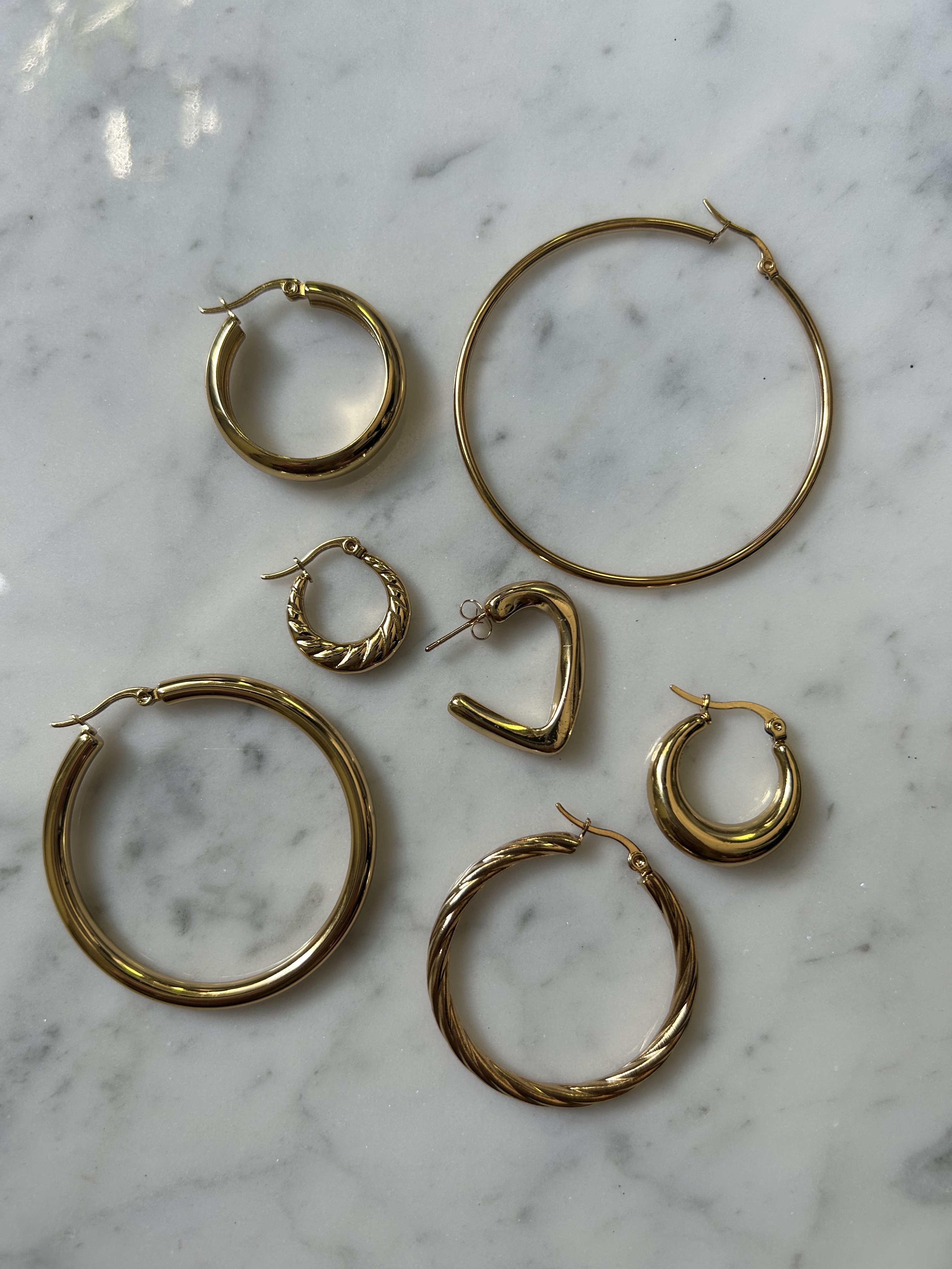 Selection by Chabel - Golden hoops