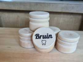 Houten bewaardoosje voor melktandjes en haarlokjes