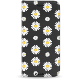 Casetastic Wallet Case Black Samsung Galaxy S10e - Daisies