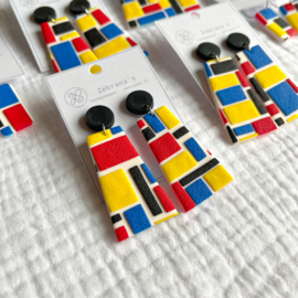 Supergave Mondriaan statement oorbellen met primaire kleuren | Tableau | collectie WINTER/KERST voor wintertype | rvs oorstekers