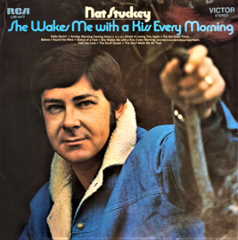 Nat Stuckey – She Wakes Me With A Kiss Every Morning (1971)