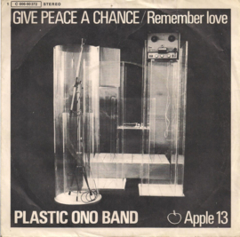 Plastic Ono Band (JOHN LENNON) – Give Peace A Chance (1969)