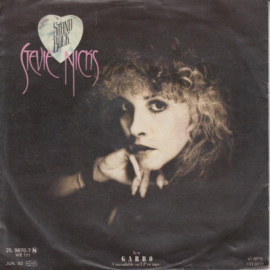 Stevie Nicks (FLEETWOOD MAC) – Stand Back (1983)