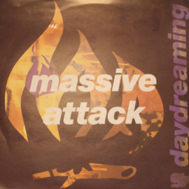 Massive Attack – Daydreaming (1990)